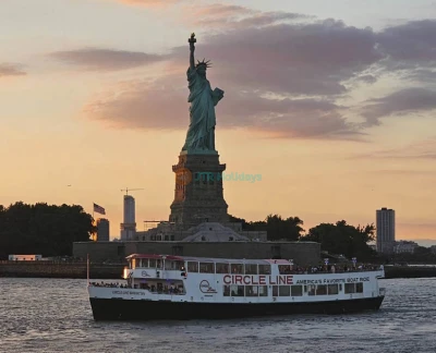 New York Harbor Lights Evening Cruise by Circle Line Ticket - Image 2 of 5