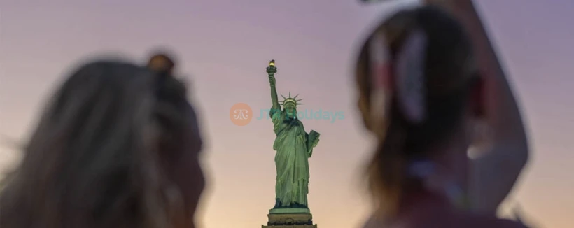 New York Harbor Lights Evening Cruise by Circle Line Ticket - Image 3 of 5