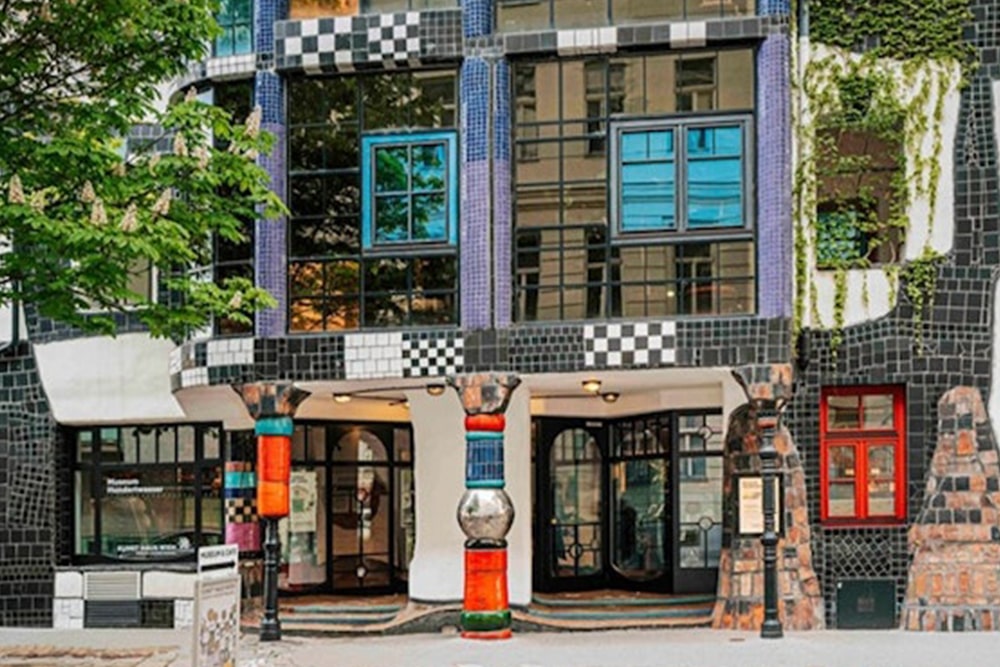 Museum Hundertwasser - Image 2 of 5