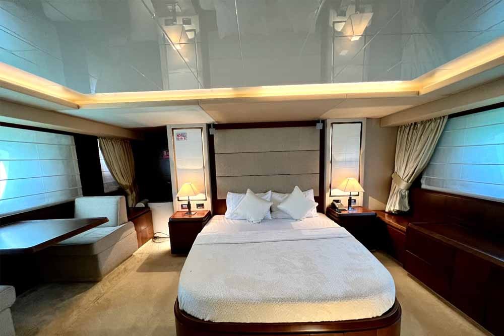 Viktoria Yacht Ride Dubai Marina (40 Pax) - Image 8 of 11