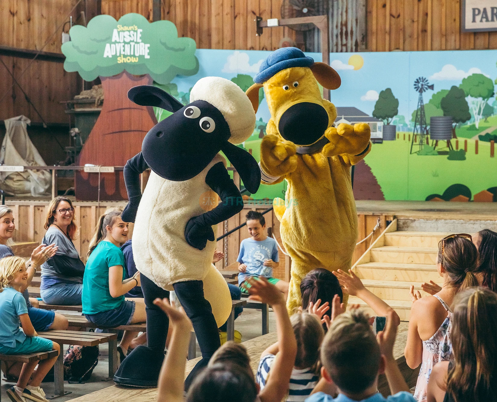 Paradise Country Farm Gold Coast | Authentic Australian Farm Experience - JTR Holidays