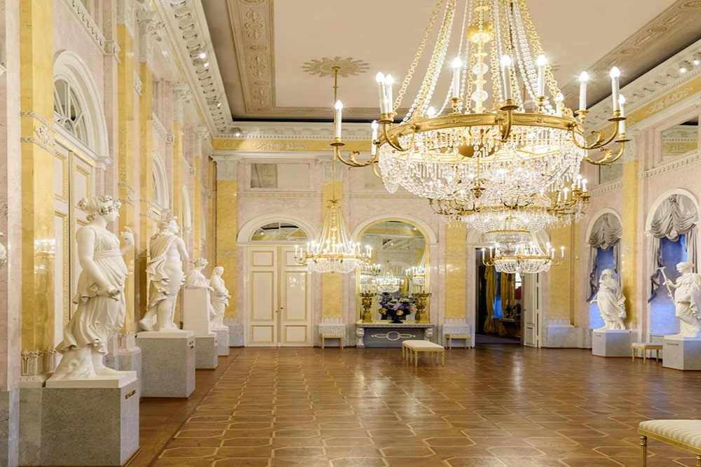 Albertina Museum - Explore the Albertina Museum in Vienna home to iconic artworks by Monet, Picasso & Matisse, plus the grand Habsburg State Rooms. A must-visit art museum. Albertina Museum - Image 1 of 5