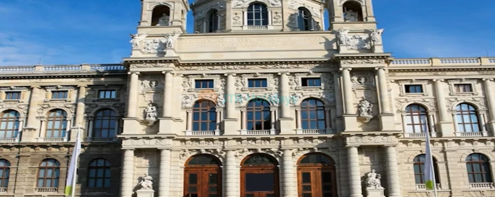 Imperial Treasury Hofburg Palace | Vienna Crown Jewels - JTR Holidays