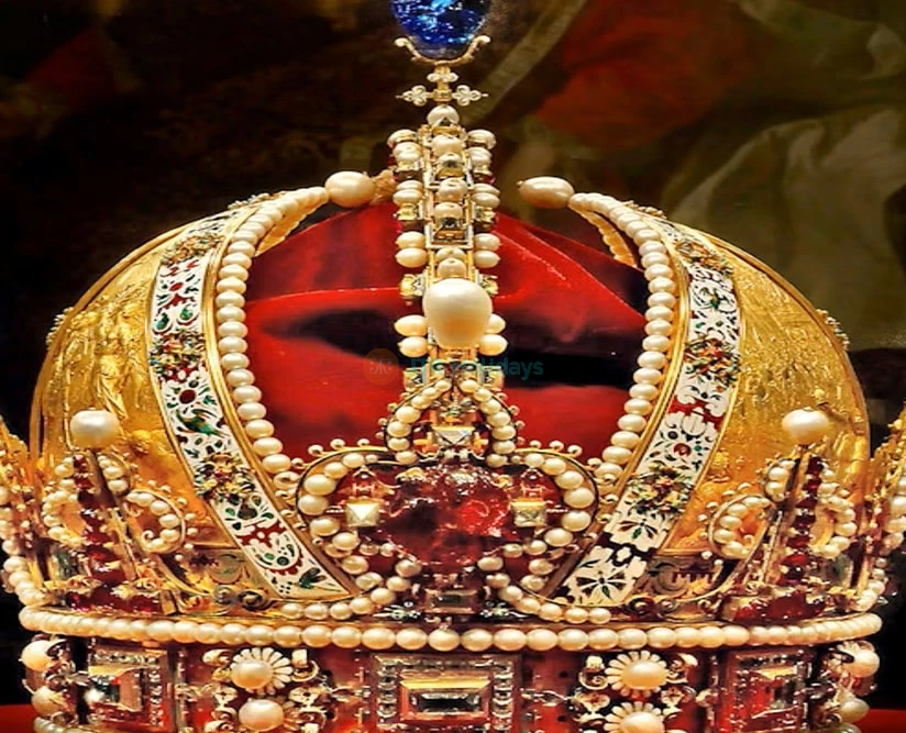 Imperial Treasury at the Hofburg Palace - Image 5 of 5