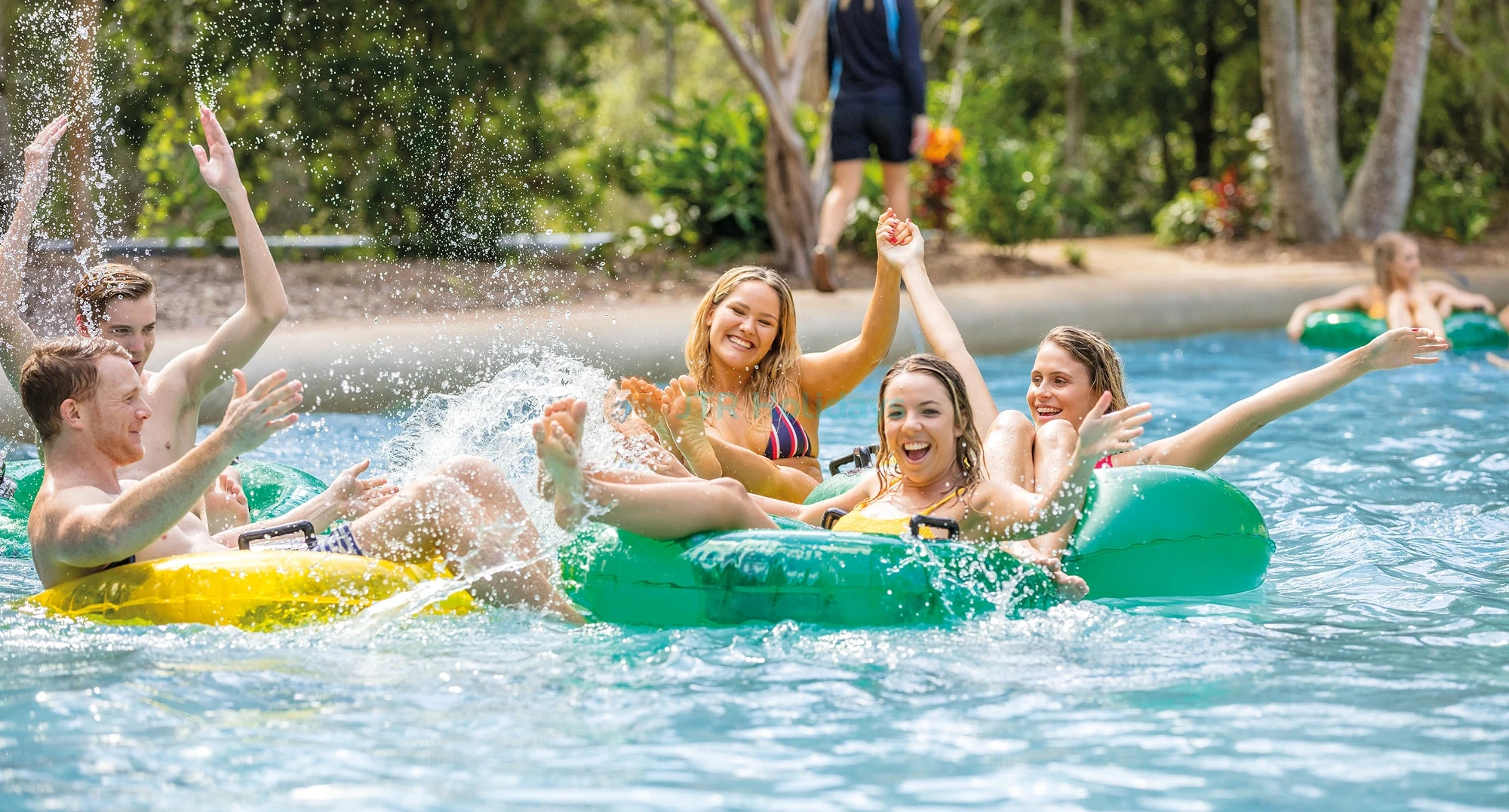Wet and Wild Gold Coast Tickets Offer - Australia Biggest n Best Water Park - JTR Holidays - Image 1 of 5