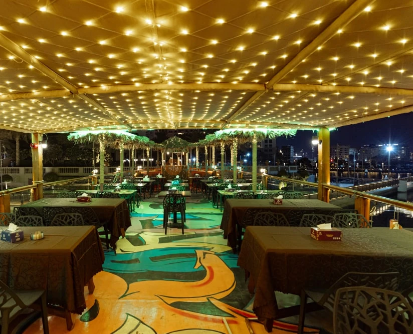 Dhow Cruise Dubai Creek - Dhow Cruise Tickets - JTR Holidays