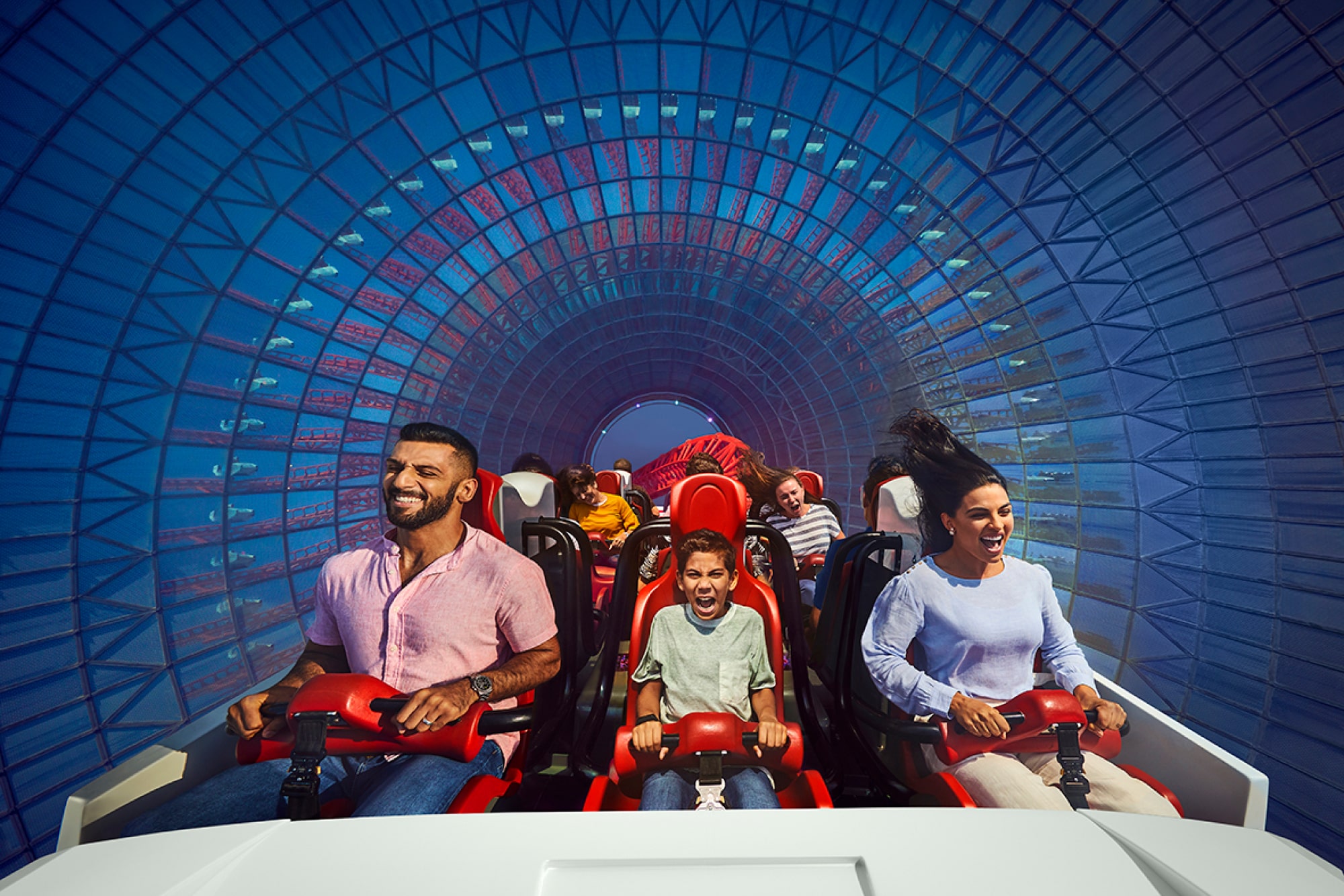 Tour de un día a Abu Dhabi desde Dubái: Sheikh Zayed Gran Mezquita y Entrada a Ferrari World - Imagen 4 de 5