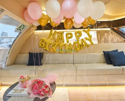 Yacht Birthday Party In Dubai (18 Pax) - Image 2 of 5