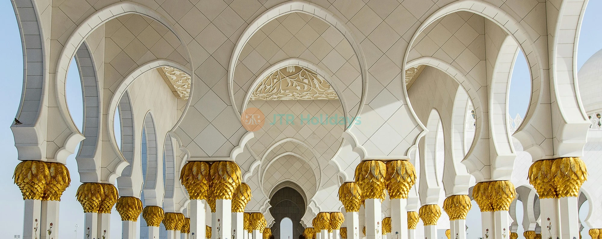 Abu Dhabi City Tour With Warner Bros - Visit Grand Mosque Abu Dhabi - JTR Holidays