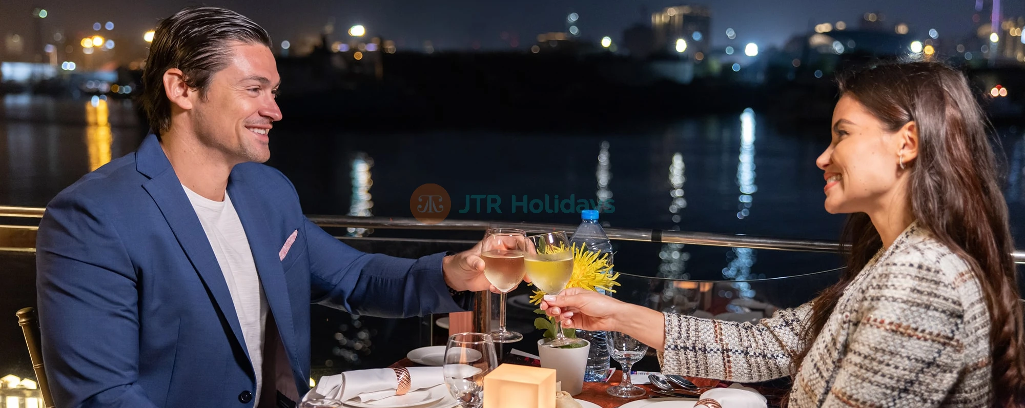 La Perle Show with Canal Dinner Cruise - Combo Offer with La Perle Show - JTR Holidays - Image 3 of 5