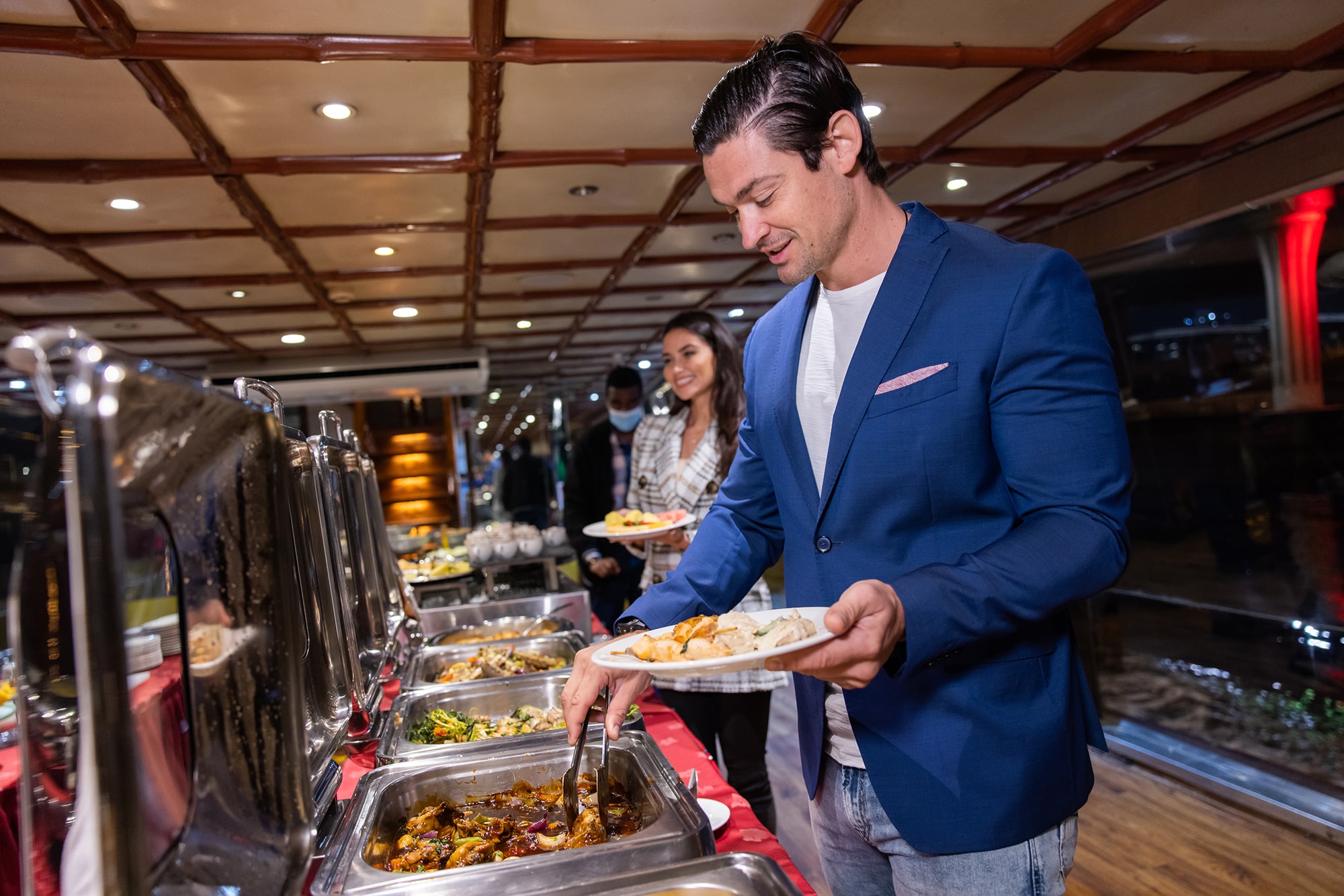 Espectáculo La Perle con Cena en Crucero por el Canal - Imagen 5 de 5