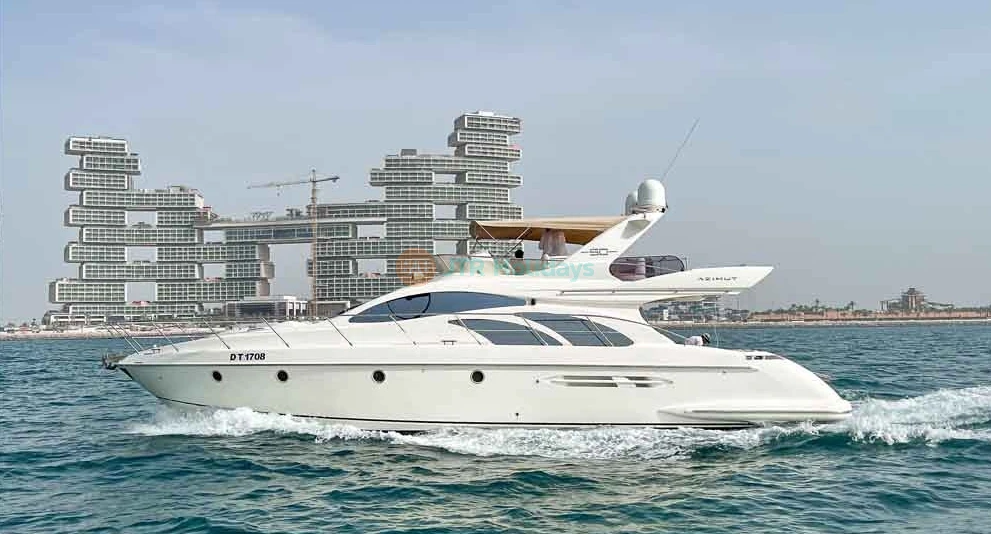 Paseo en Gran Yate de 50 pies por Dubai Marina (17 personas) - Image 1 of 8