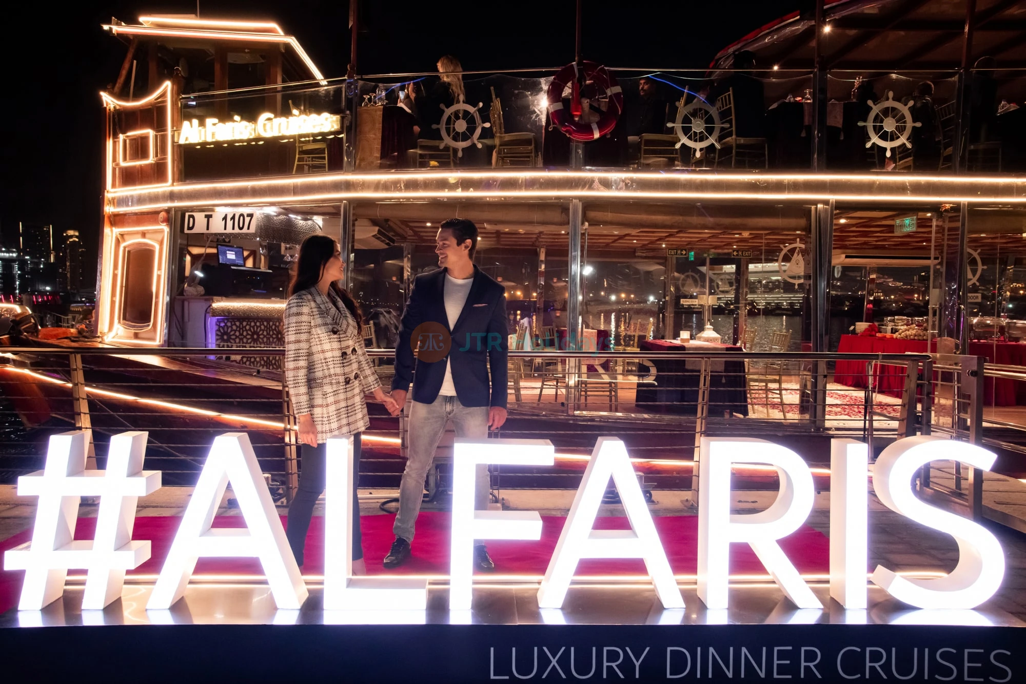 La Perle Show with Canal Dinner Cruise - Combo Offer with La Perle Show - JTR Holidays