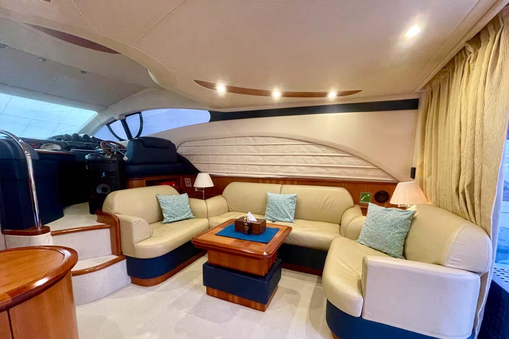 50ft Grand Yacht Ride Dubai Marina (17 Pax) - Image 3 of 5