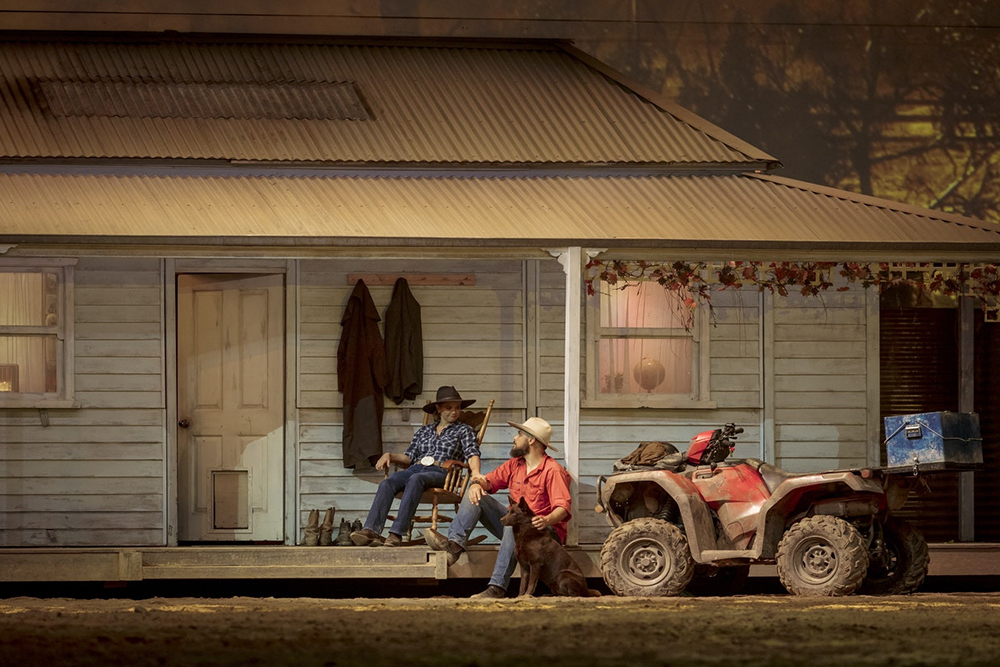 Australian Outback Spectacular Dinner Show Ticket - Book tickets for the Outback Spectacular Dinner Show. Enjoy an inspiring story, country music, animals, immersive effects, and a delicious 3-course meal. Australian Outback Spectacular Dinner Show Ticket - Image 3 of 5