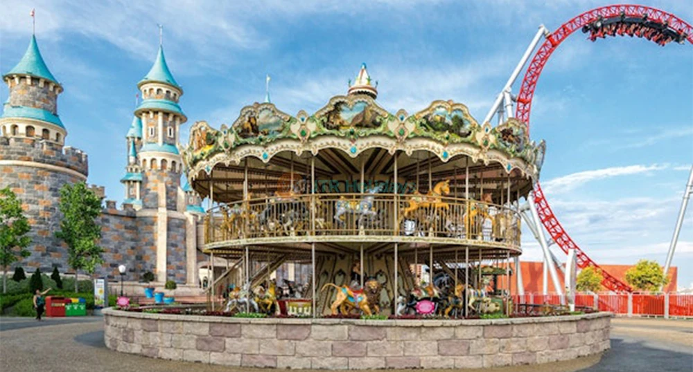 VIALAND Theme Park Rides, Fun & Family Time - Image 1 of 5