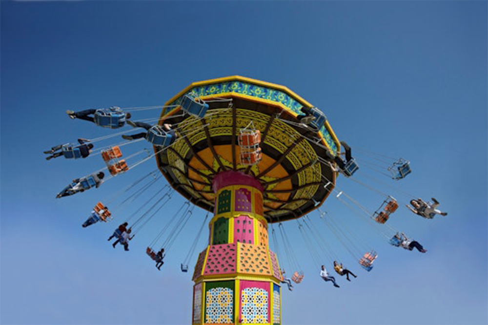 VIALAND Themenpark: Tageskarte - Entdecken Sie den VIALAND Themenpark Istanbul, die Top-Familienattraktion mit aufregenden Fahrgeschäften, kinderfreundlichem Spaß, Einkaufsmöglichkeiten, Gastronomie und unvergesslichen Erinnerungen. VIALAND Themenpark: Tageskarte - Bild 2 von 5