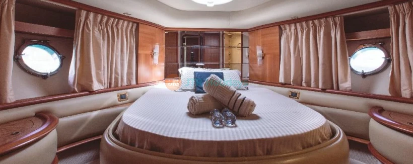 Luxury 62 Ft Yacht Ride Dubai Marina - Experience Luxury at every step with us. Come aboard our charter and experience the time of your life. Yacht Rental Dubai, yacht party. hire private luxury. This lavish Dubai Yacht starts from Dubai Marina Yacht Club. Explore the major landmarks like Palm Jumeirah Island, Atlantis the palm, Burj Al Arab, blue water, skyline, and beautiful private beaches. Luxury 62 Ft Yacht Ride Dubai Marina - Image 4 of 5