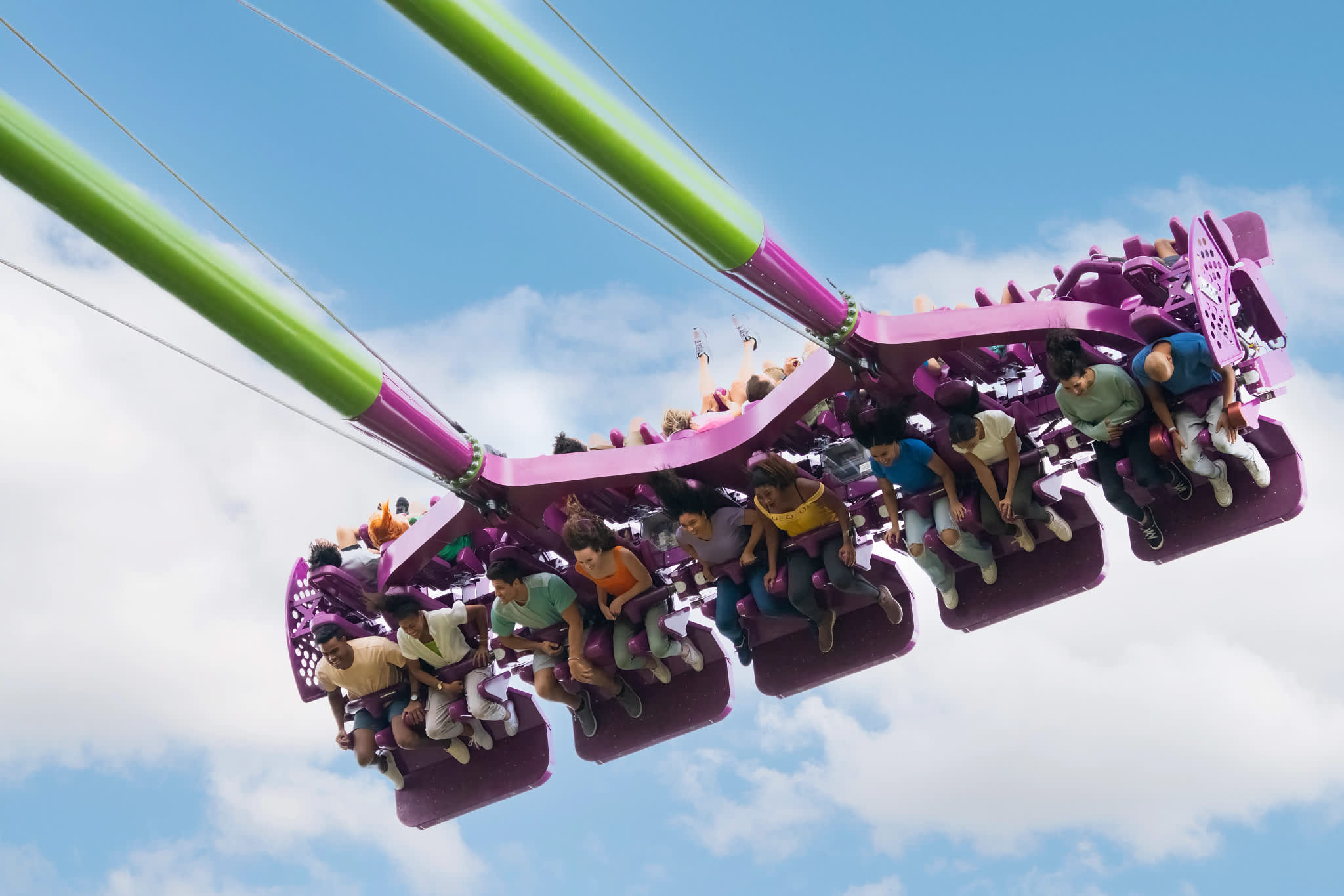 Busch Gardens Tampa Bay Admission Tickets - Get full-day access to Busch Gardens Tampa Bay with a Single Day Ticket. Enjoy thrilling roller coasters, live shows, and over 200 animal exhibits. Perfect for families and thrill seekers. Book now for an unforgettable Florida theme park experience! Busch Gardens Tampa Bay Admission Tickets - Image 3 of 5
