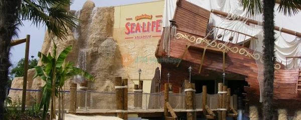 Gardaland SEA LIFE Aquarium Ticket Explore 5000+ Marine Creatures Near Lake Garda - Image 4 of 5