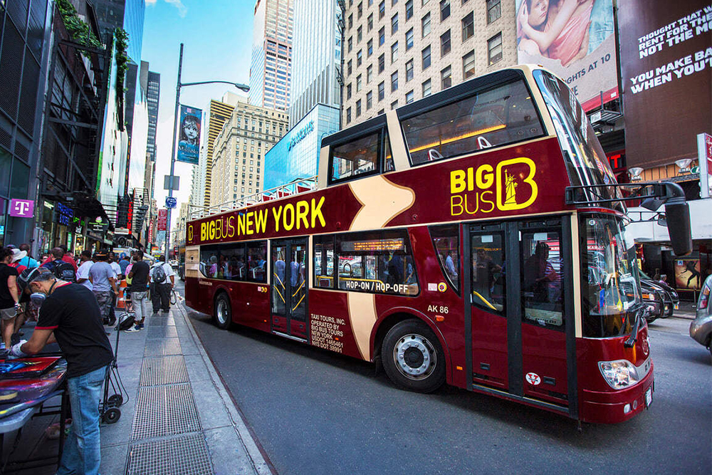 Go City Нью-Йорк Эксплорер Пасс - Сэкономьте до 50% с New York Explorer Pass. Выберите 3, 4, 5 или 7 лучших достопримечательностей Нью-Йорка из более чем 90 вариантов. Наслаждайтесь проходом без очереди, исследуйте в своем темпе с действительностью 30 дней после первого использования и получите мгновенное цифровое подтверждение. Идеально для гибких и удобных экскурсий по Нью-Йорку. Go City Нью-Йорк Эксплорер Пасс - Изображение 5 из 5