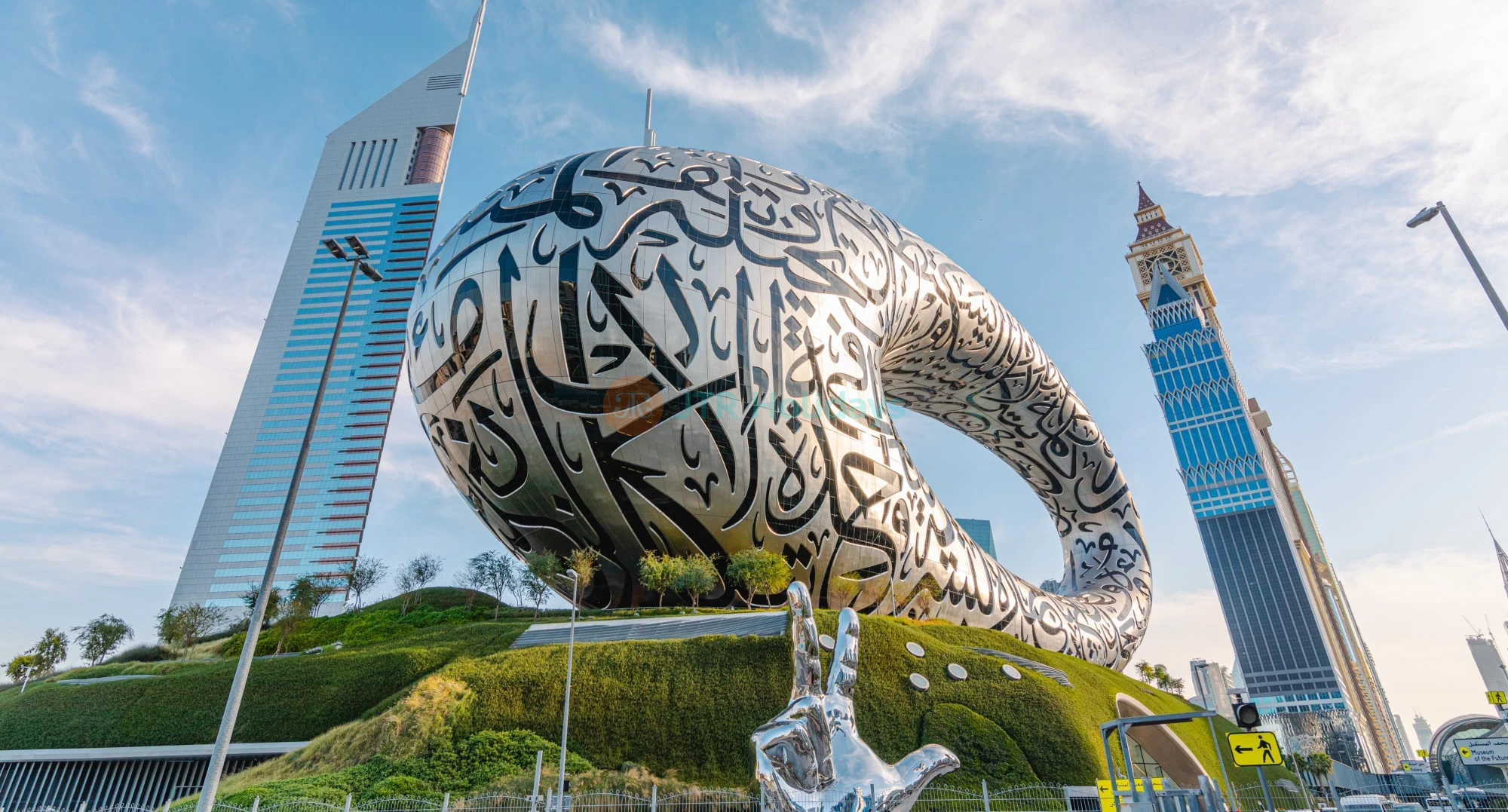 Dubai And Abu Dhabi Holiday Package Deals Offer - 7 Nights 8 Days - Image 1 of 5