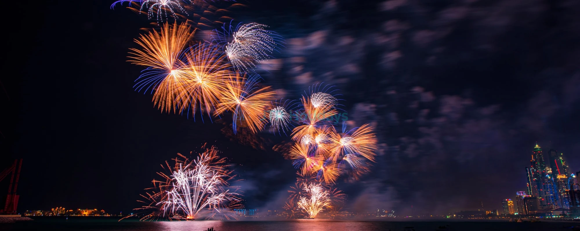 Dhow cruise new years eve Dubai | New Year Party Dubai 2022 - JTR Holidays - Image 4 of 5