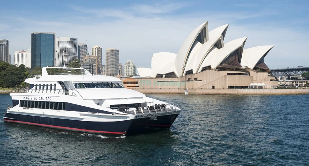 Pass Explorer Go City Sydney - Découvrez Sydney à votre façon avec le Pass Explorer Go City Sydney. Choisissez 2 à 7 attractions incontournables comme la Sydney Tower Eye, la visite de l'Opéra de Sydney, l'aquarium SEA LIFE, le zoo de Taronga et plus encore. Pass numérique flexible valable 30 jours à partir de la première utilisation. Réservez maintenant pour le meilleur rapport qualité-prix ! Pass Explorer Go City Sydney - Image 1 sur 5
