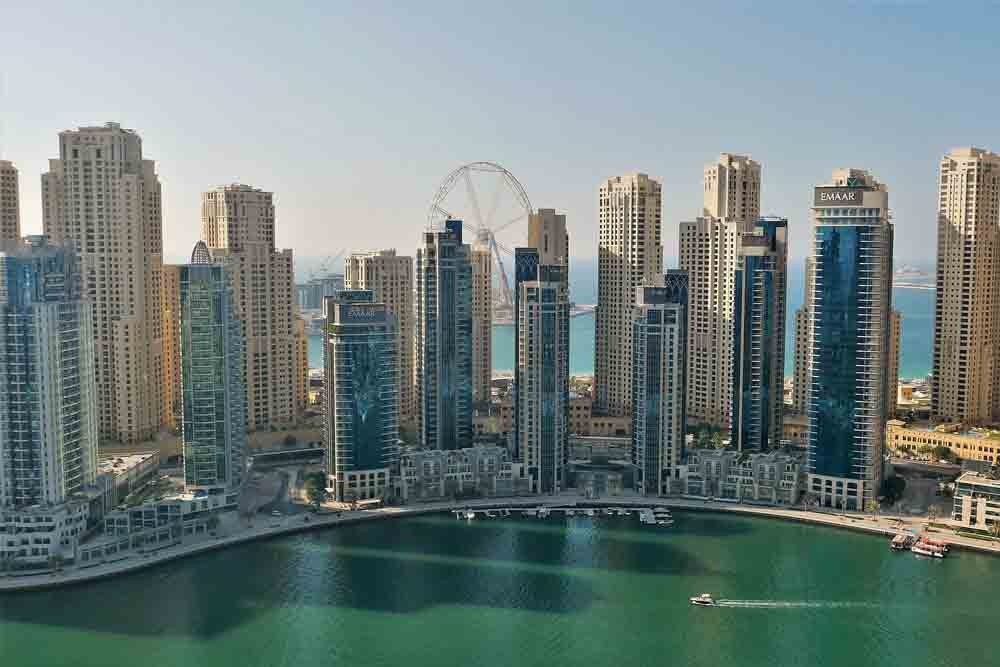 Marina Sightseeing Cruise - Image 6 of 7