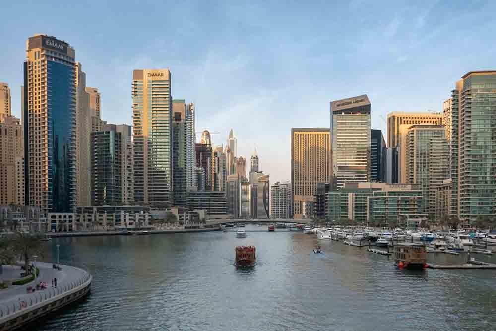 Marina Sightseeing Cruise - Image 7 of 7