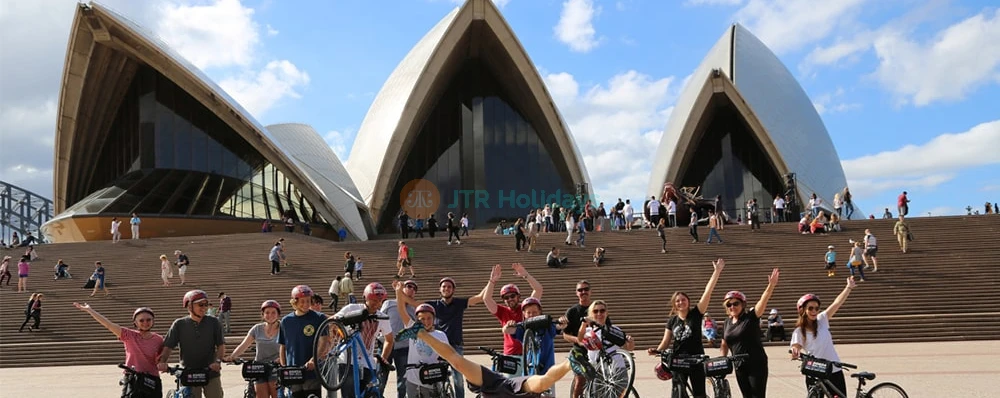Sydney Explorer Pass 5 Best Sydney Attractions - Image 3 of 5