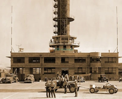 Pearl Harbor Aviation Museum - Visit Pearl Harbor Aviation Museum and explore authentic WWII hangars, historic aircraft, and powerful exhibits. Enjoy a self-guided audio tour, with optional Ford Island Control Tower upgrade for panoramic views. Pearl Harbor Aviation Museum - Image 2 of 5