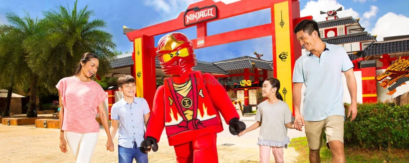 Go City Singapore 3 Choice Pass - Explore Singapore at your own pace with the Go City Explorer Pass. Choose 2–7 attractions from over 40 experiences including Gardens by the Bay, Marina Bay Sands Skypark, Night Safari, and more. Go City Singapore 3 Choice Pass - Image 4 of 5