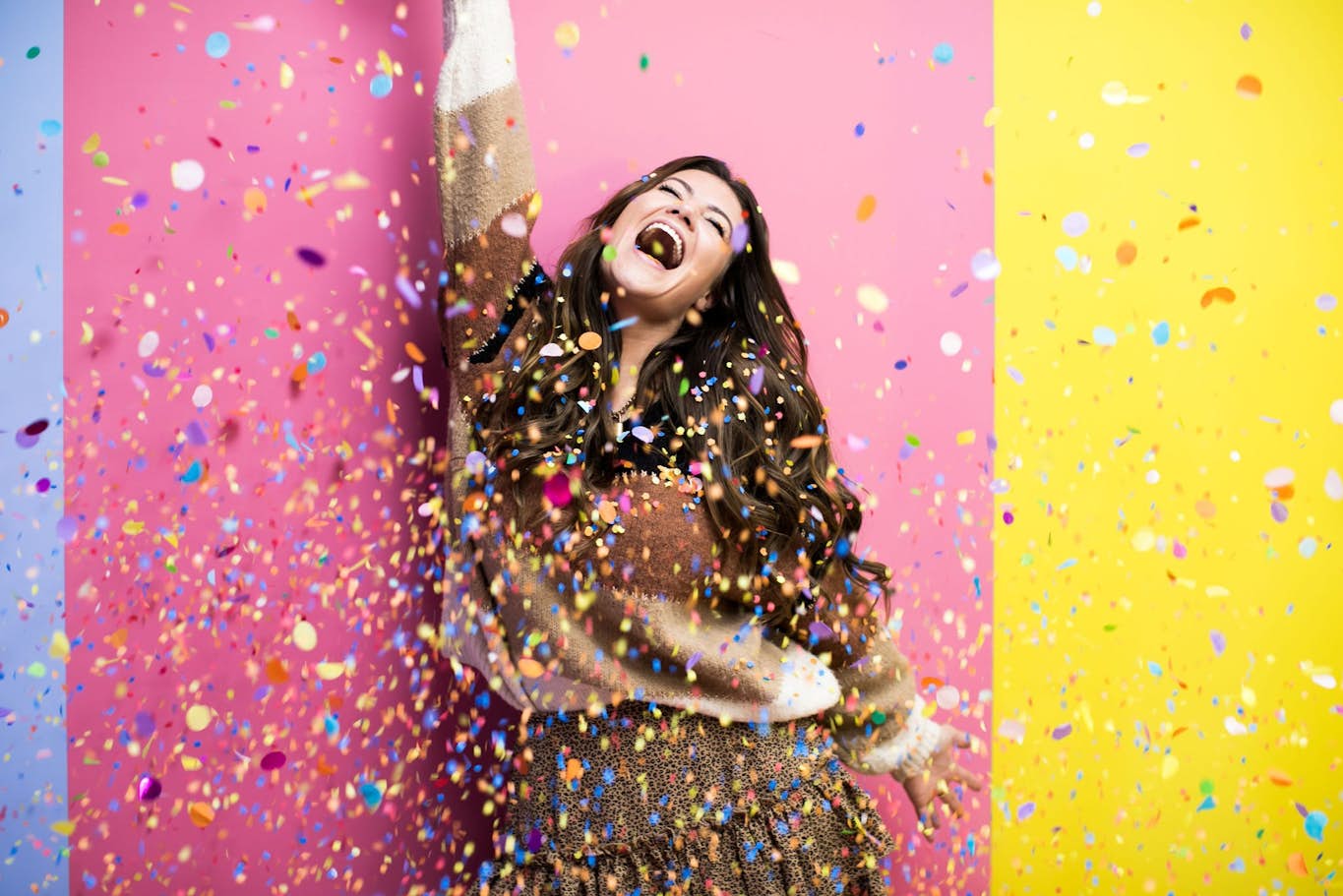 WONDR Experience Ticket in Amsterdam - Book WONDR Experience Amsterdam tickets and step into vibrant themed rooms, giant ball pits, karaoke booths, and marshmallow pools. Enjoy wheelchair-accessible spaces, photo booths with email sharing, nearby parking, and countless Instagrammable moments in this playful, adults-focused art playground. WONDR Experience Ticket in Amsterdam - Image 1 of 5