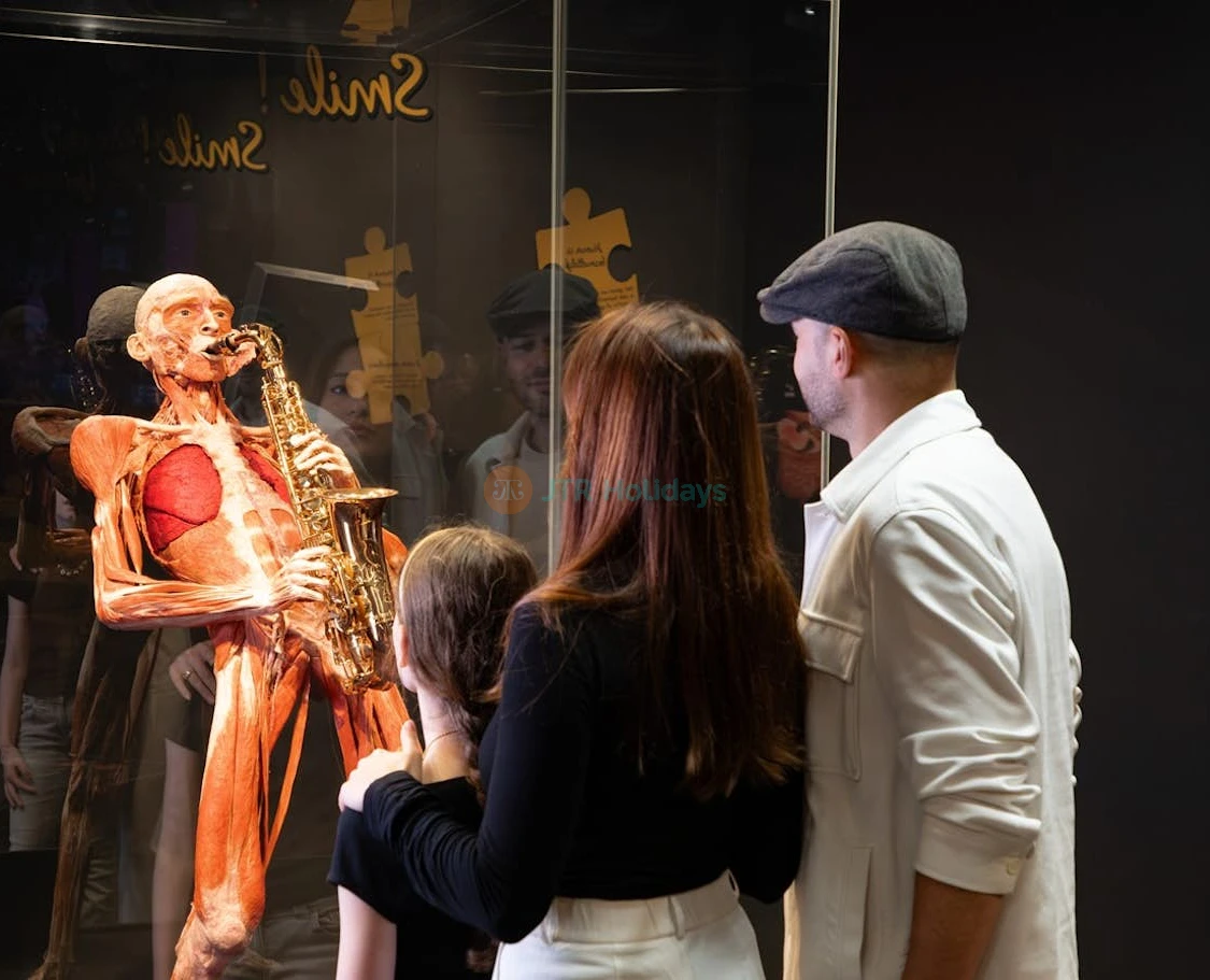 Entrada a Body Worlds Ámsterdam - Image 2 of 6