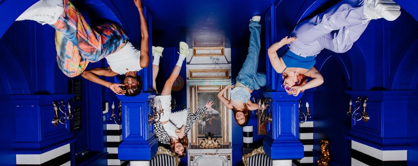 The Upside Down Museum Ticket in Amsterdam - Image 3 of 5