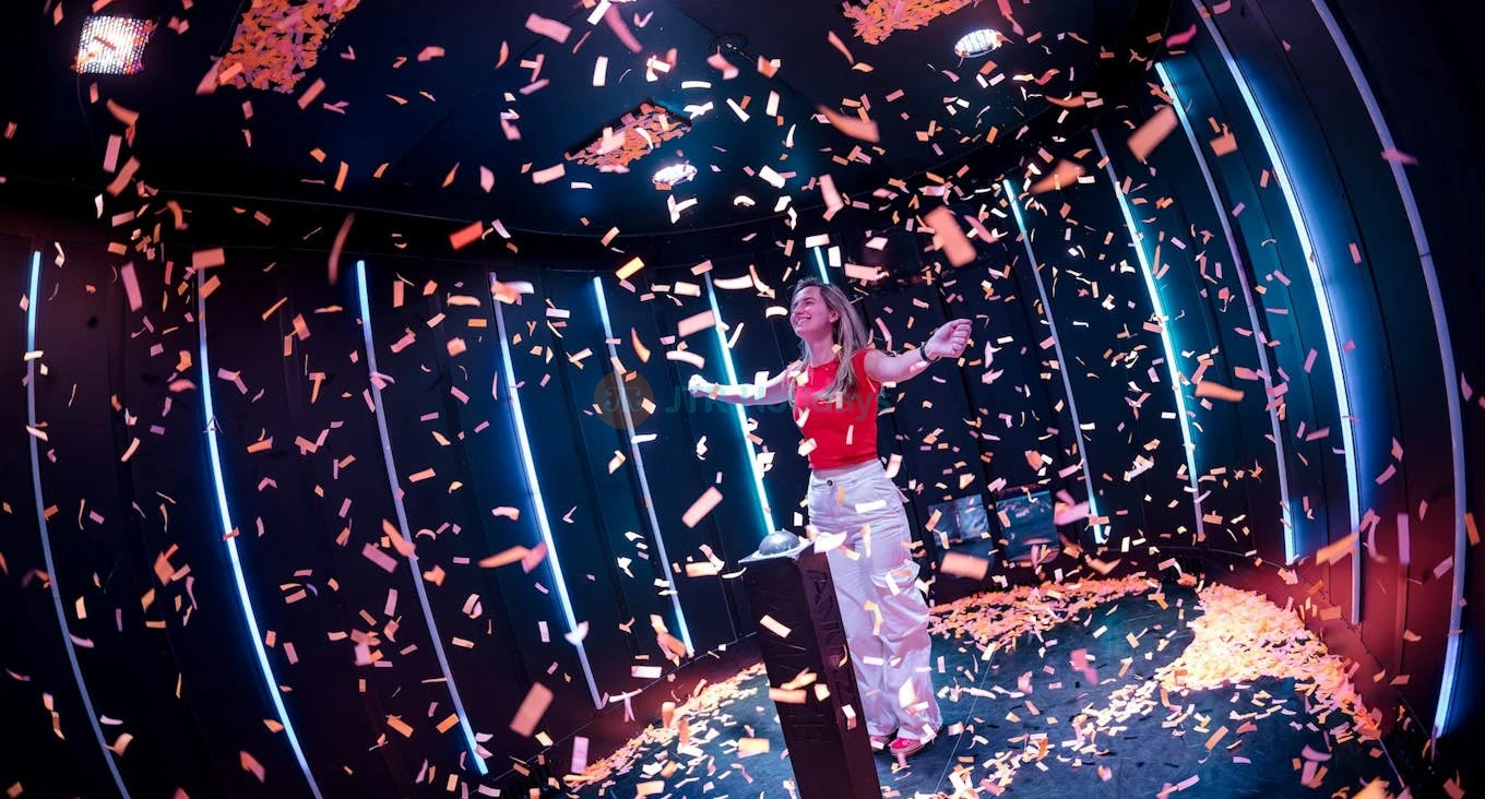 AMAZE: The Immersive Experience - Image 1 of 5