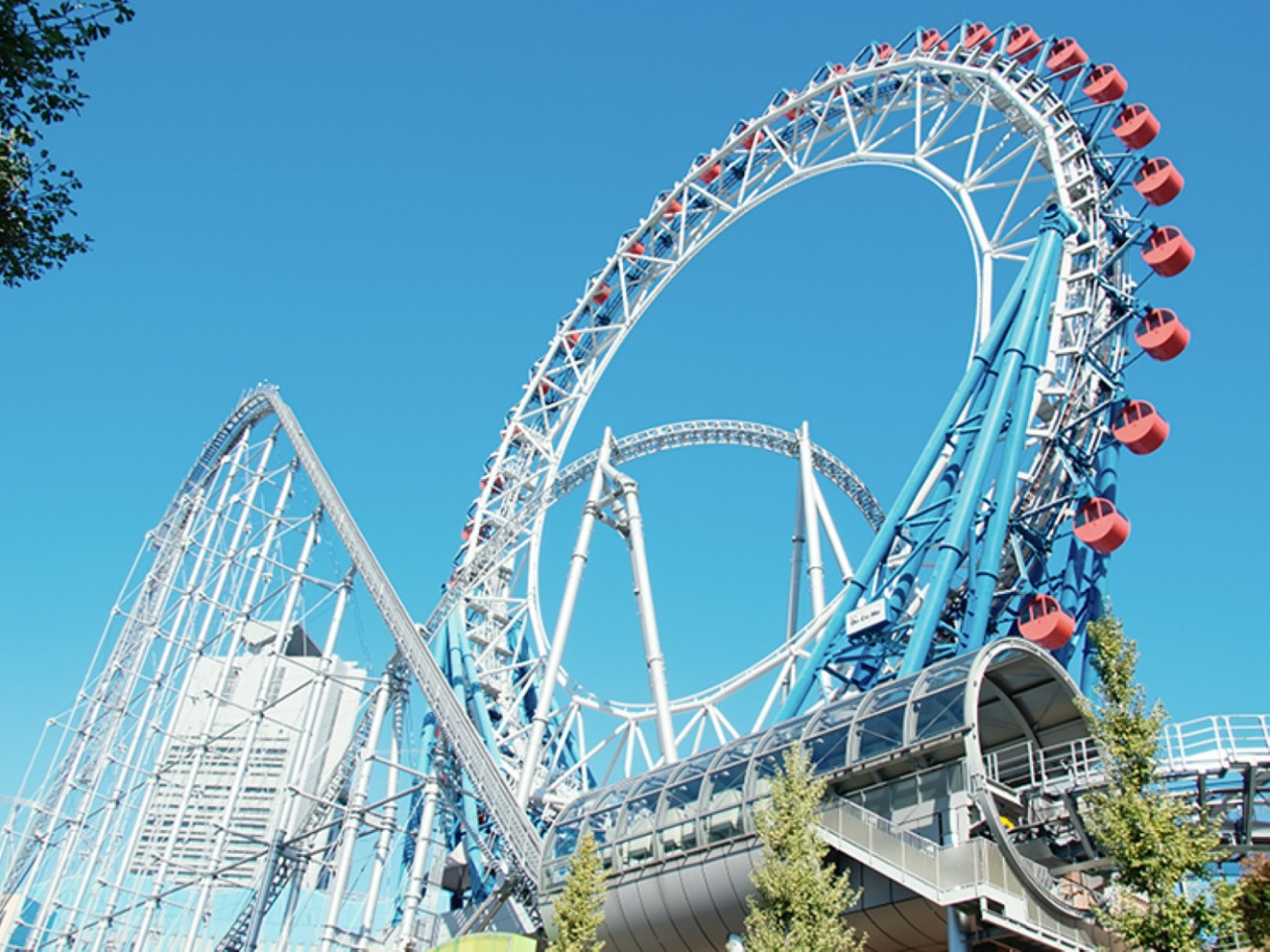 Tokyo Dome City Amusement Park - Get Tokyo Dome City Attractions tickets for 8 hours of free park access. Ride Big O centreless Ferris wheel (karaoke gondolas) & Thunder Dolphin 130km/h coaster. Choose attractions—valid for non-Japanese citizens only. Open 10AM-8PM; kids 3+ need adult tickets. Thrilling Tokyo fun! Tokyo Dome City Amusement Park - Image 5 of 5