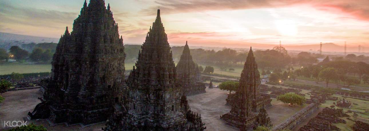 Prambanan Temple Ticket - Explore Prambanan Temple, Yogyakarta’s 9th-century UNESCO World Heritage site. Discover towering Hindu temples, intricate bas-reliefs of Ramayana and Bhagavata Purana, and beautiful gardens. Family-friendly and wheelchair-accessible. Prambanan Temple Ticket - Image 3 of 5