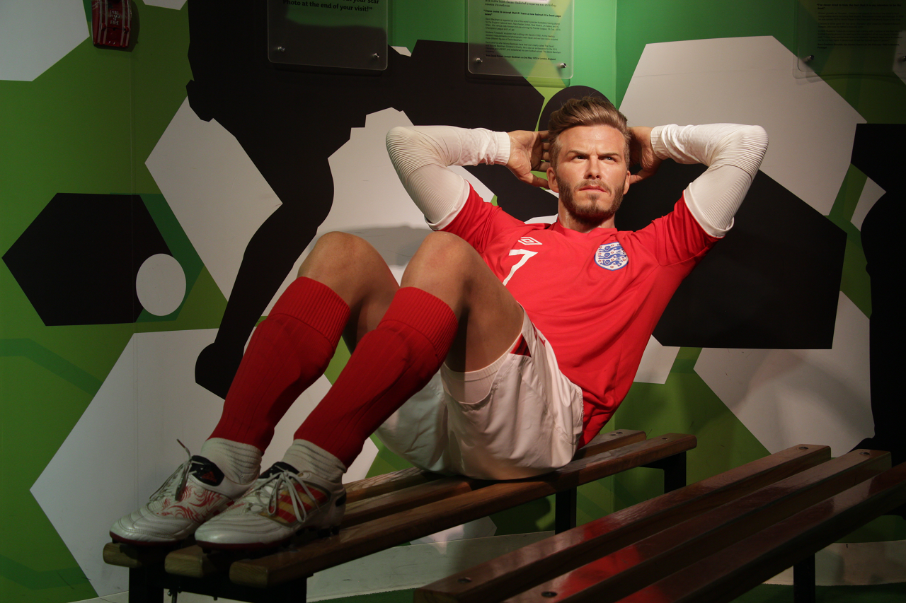Madame Tussauds Bangkok Ticket - Explore Madame Tussauds Bangkok’s nine themed zones with lifelike wax figures of celebrities, sports stars, political leaders, and Thai icons. Enjoy interactive experiences, perfect for families and friends, open daily with flexible visits. Madame Tussauds Bangkok Ticket - Image 3 of 5