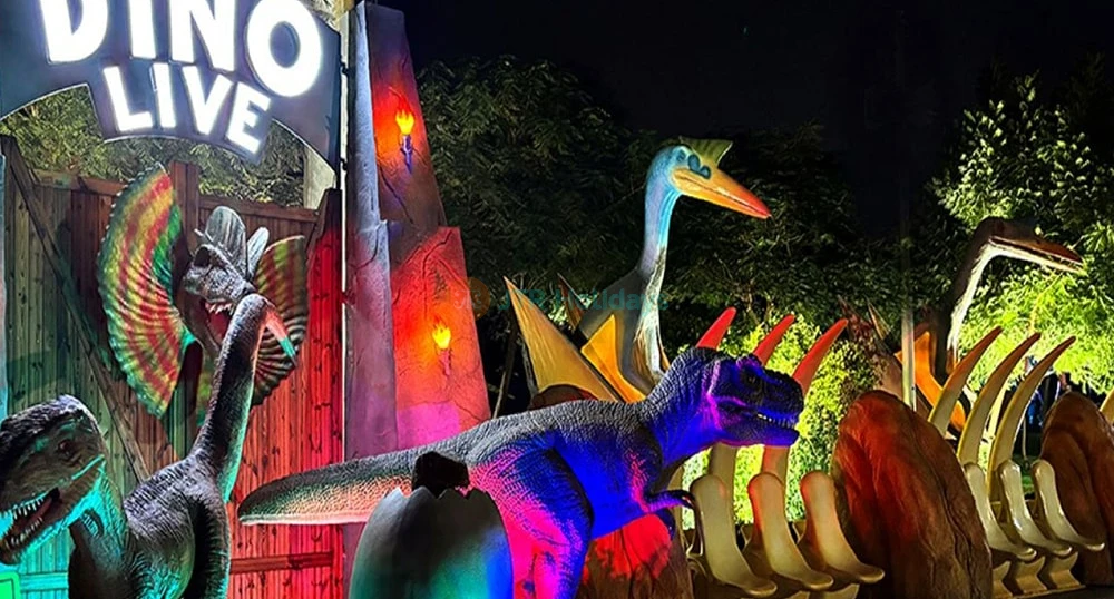 Dubai Garden Glow - Image 1 of 5