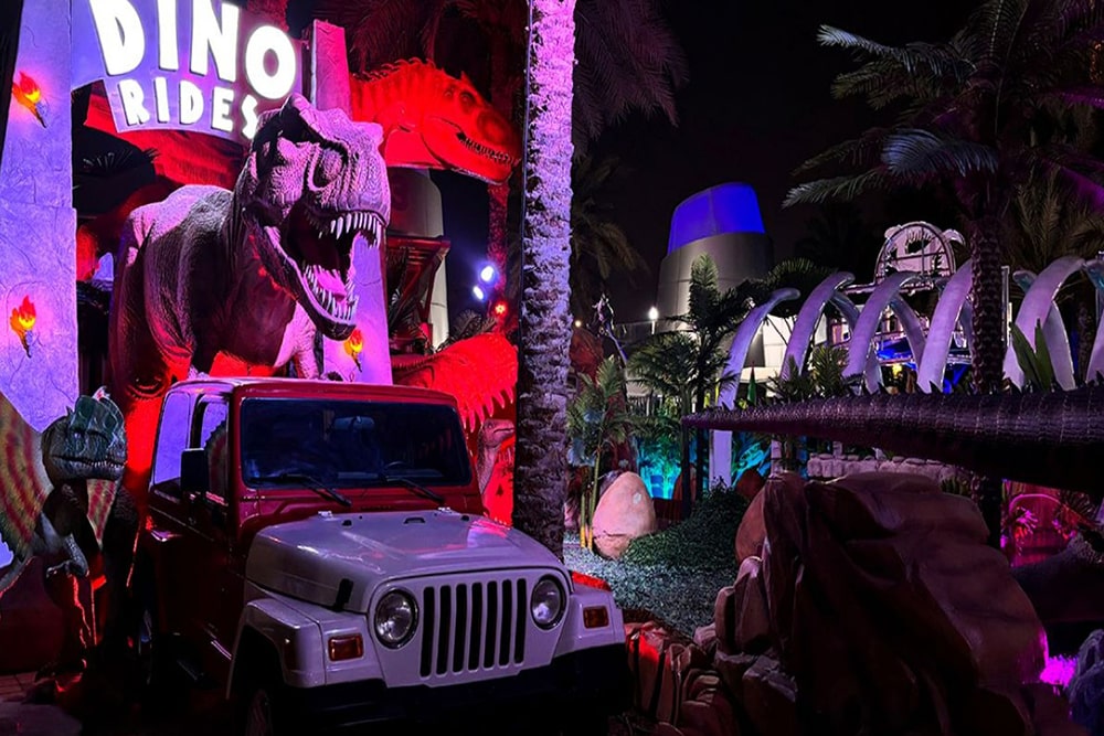 Dubai Garden Glow - Image 2 of 8