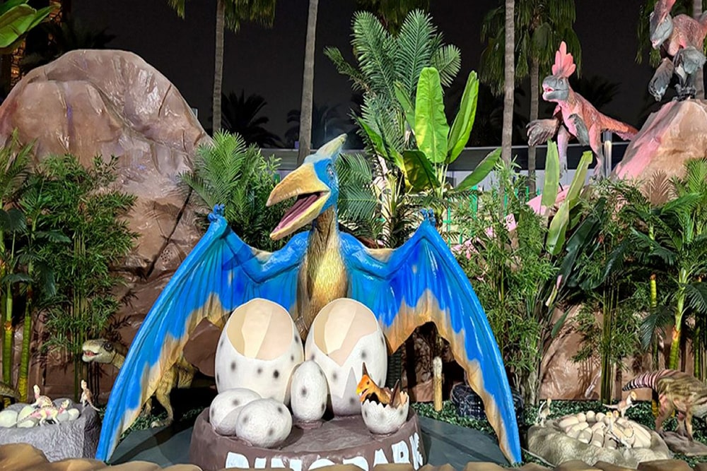 Dubai Garden Glow - Image 8 of 8