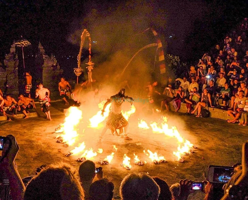 Uluwatu Kecak & Fire Dance Show - Image 2 of 5