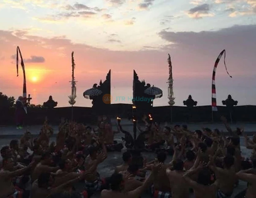 Uluwatu Kecak & Fire Dance Show - Image 6 of 6