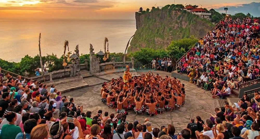 Uluwatu Kecak & Fire Dance Show - Image 1 of 5