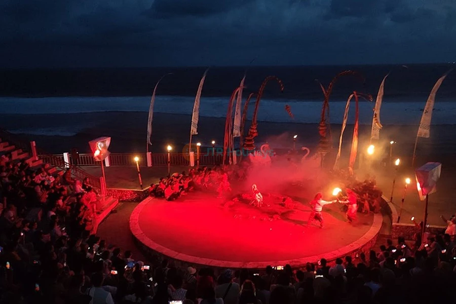 Melasti Beach Kecak Dance Show - Image 7 of 8