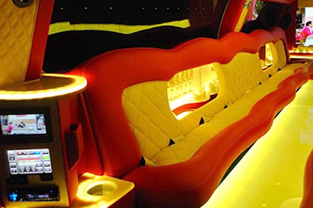 GMC Asanti Limo Dubai (22 Pax) - Image 6 of 6