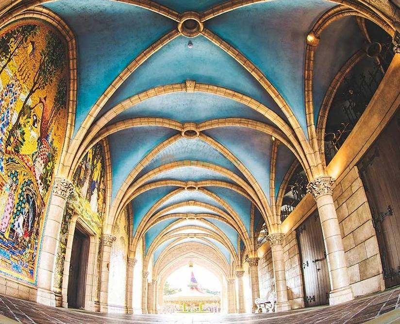 Tokyo Disneyland - Image 5 of 5