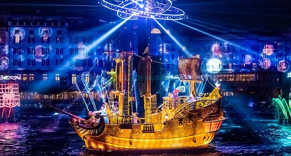 Tokyo DisneySea - Image 1 of 5